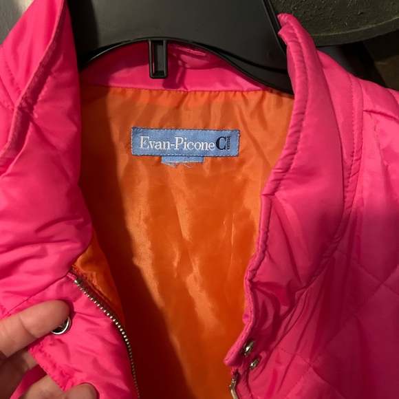 Vest - Picture 2 of 3